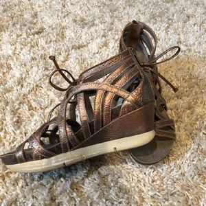 OTBT Nomadic light pewter size 6